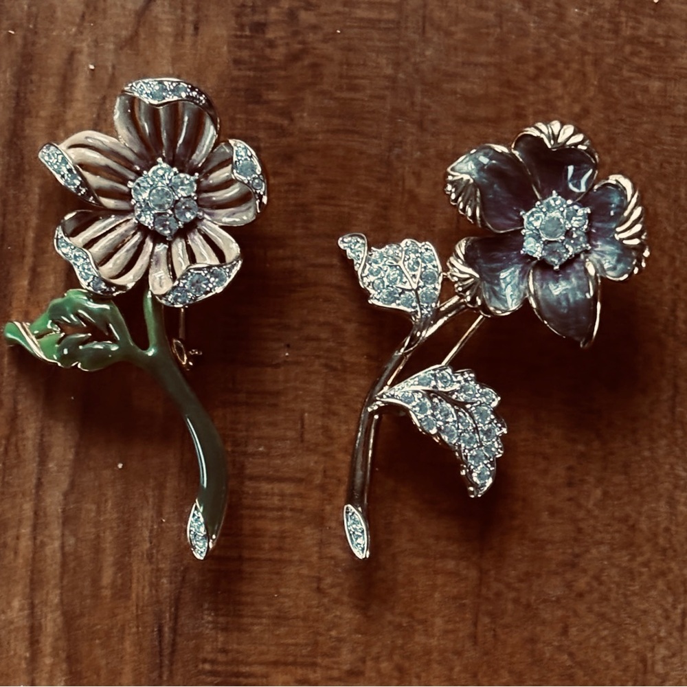 Nolan Miller Country Garden Enamel Violet Yellow Flower Pins Lot 2 Glamour Vtg